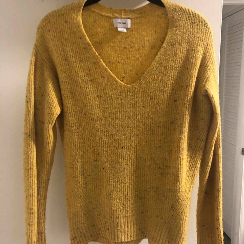 Yellow old navy sweater